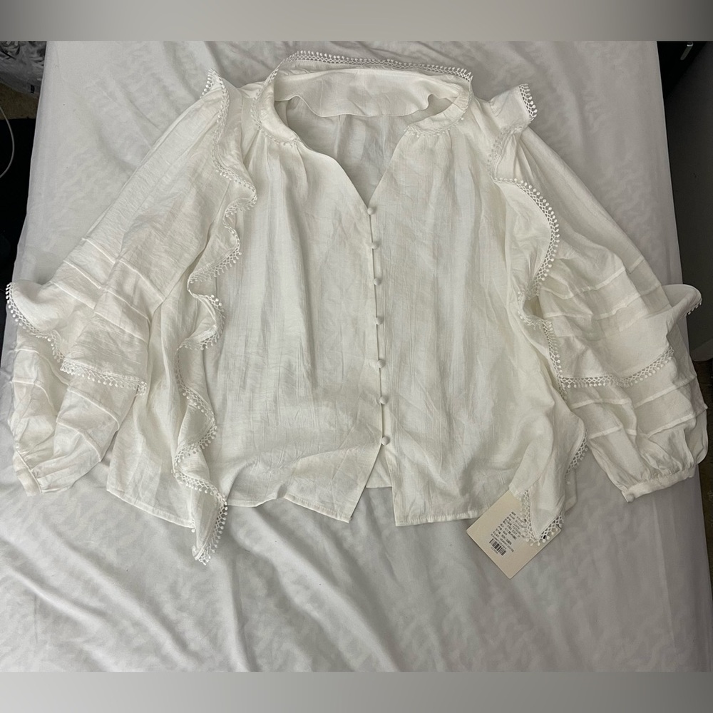 Elegant White Ruffle Blouse - Icelolly